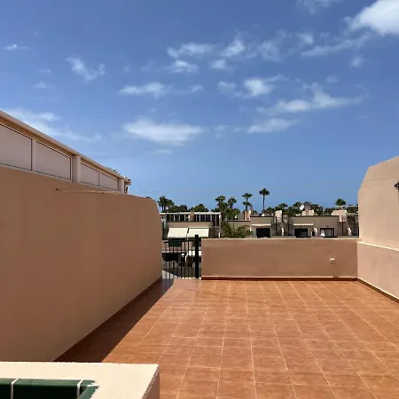 Casa Geranios 4 Apartment *